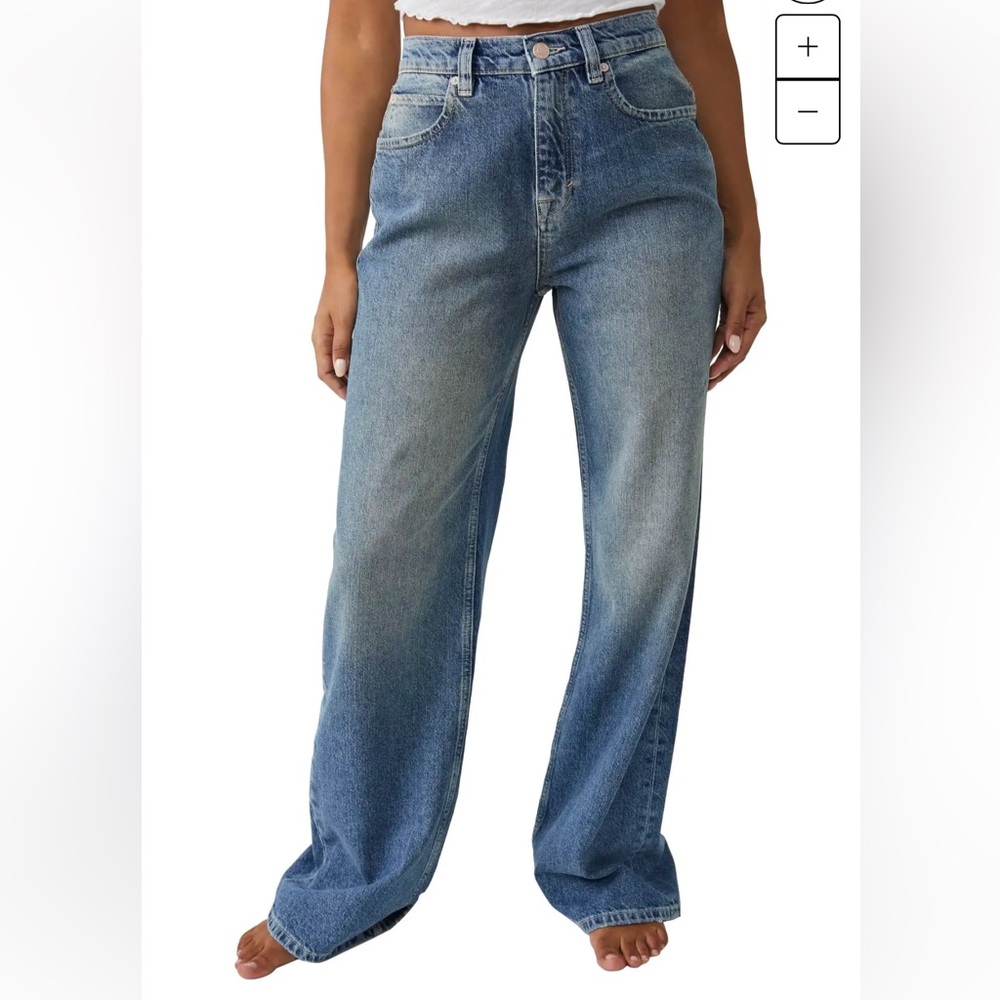 We the Free Tinsley Baggy Mid Rise Straight Leg Jeans size 30 NWT